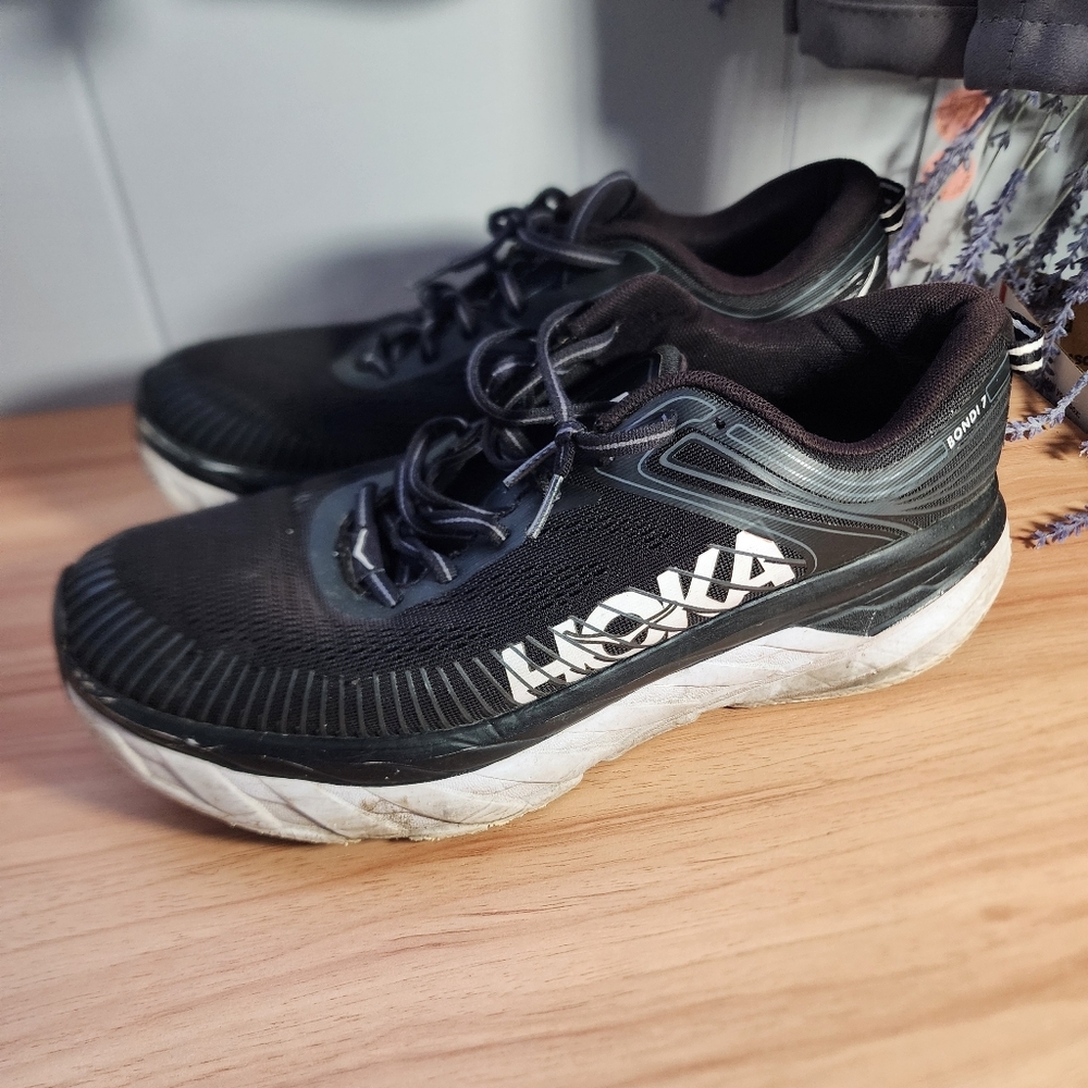 HOKA One One  Black and White Running Shoes Size 10